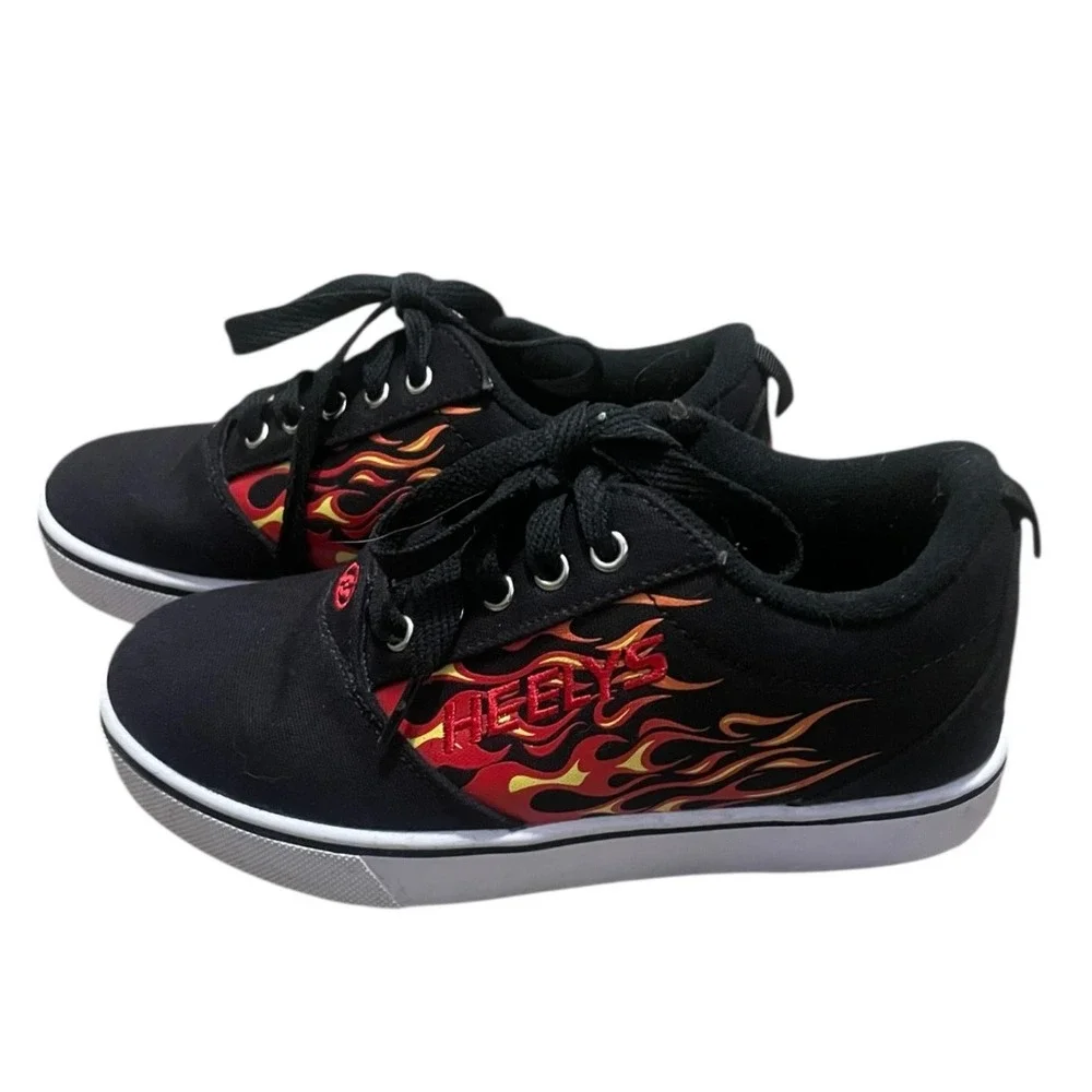 Heelys Kids Black Flame Print Skate Shoes Size 4 Youth (No‎ wheels)